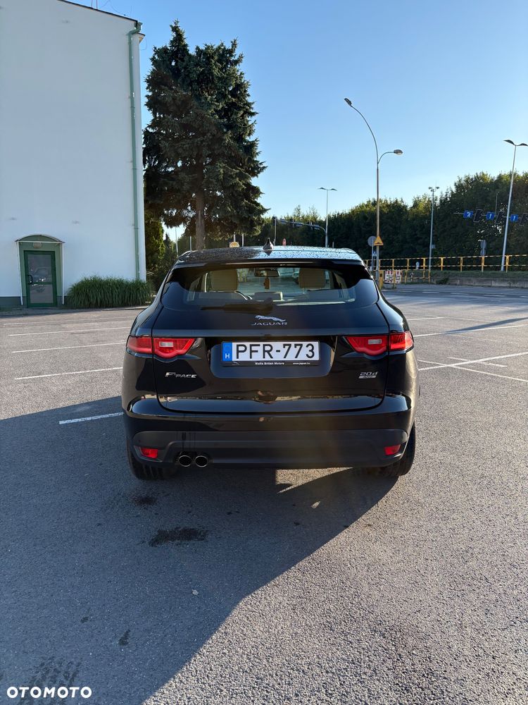 Jaguar F-Pace 2.0 i4D AWD Prestige - 4