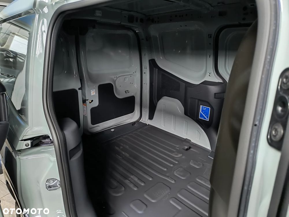 Ford Transit Courier - 7