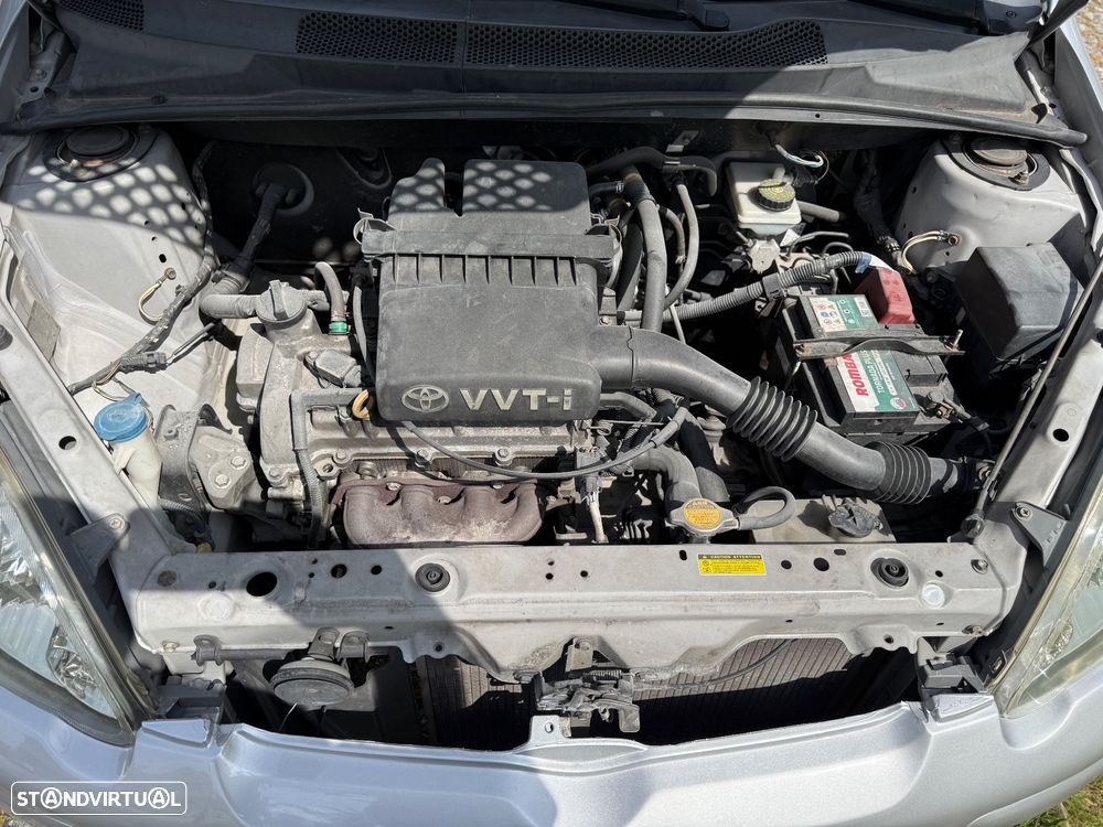 Toyota Yaris 1.0 Sol - 12