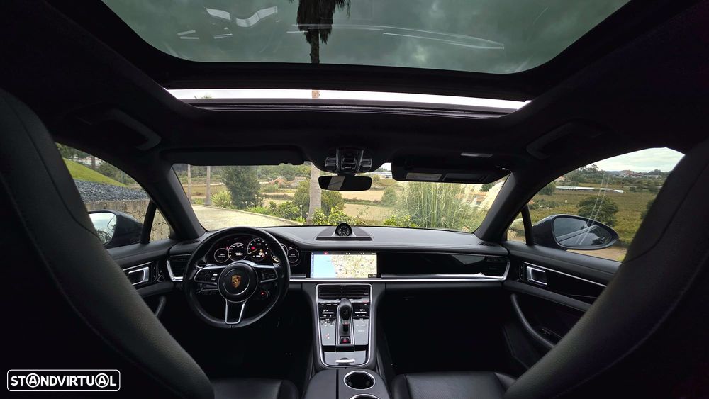 Porsche Panamera Sport Turismo - 10