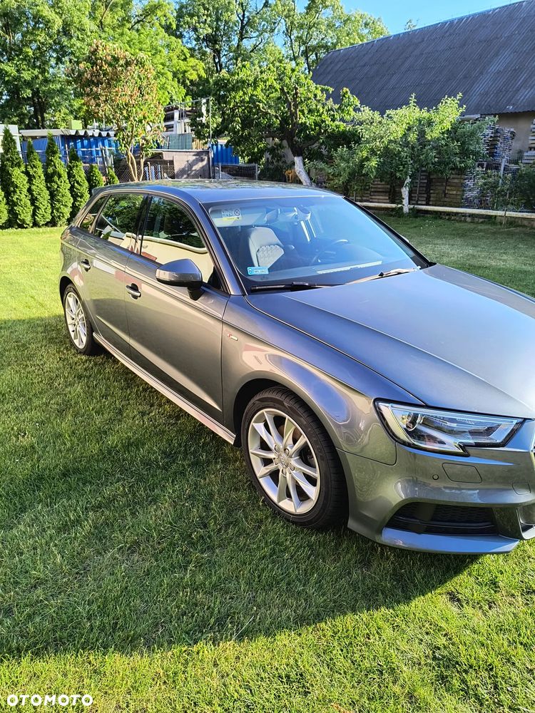 Audi A3 Sportback 1.2 TFSI S line Sportpaket - 4