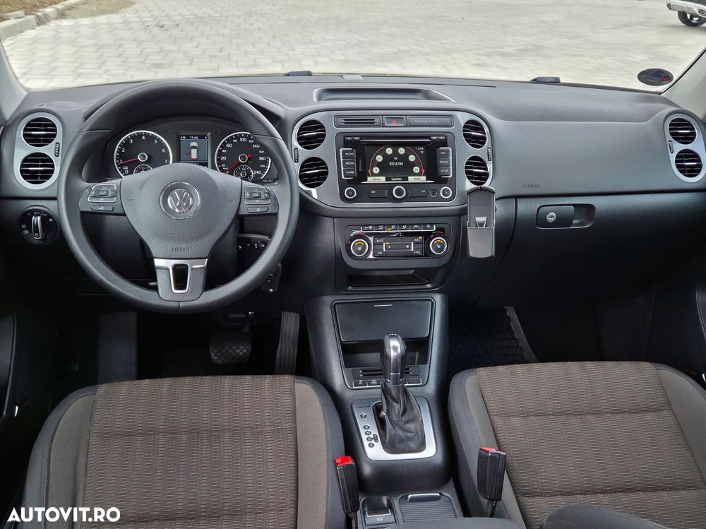 Volkswagen Tiguan - 8