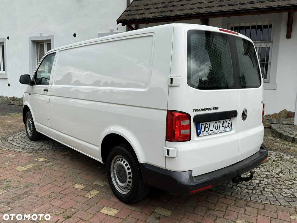 Volkswagen Transporter - 4