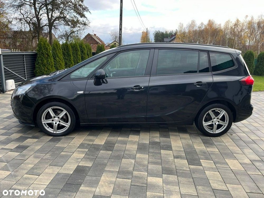 Opel Zafira - 9