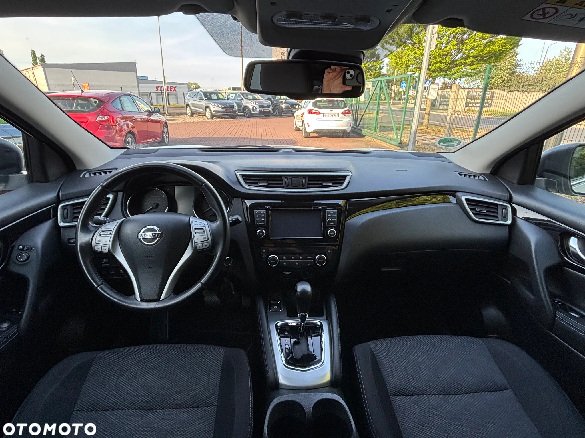 Nissan Qashqai 1.6 dCi Xtronic ACENTA - 16