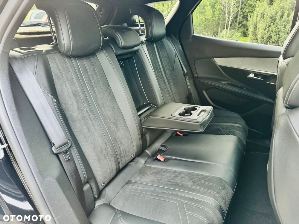 Peugeot 3008 BlueHDi 130 Stop & Start EAT8 GT Pack - 27