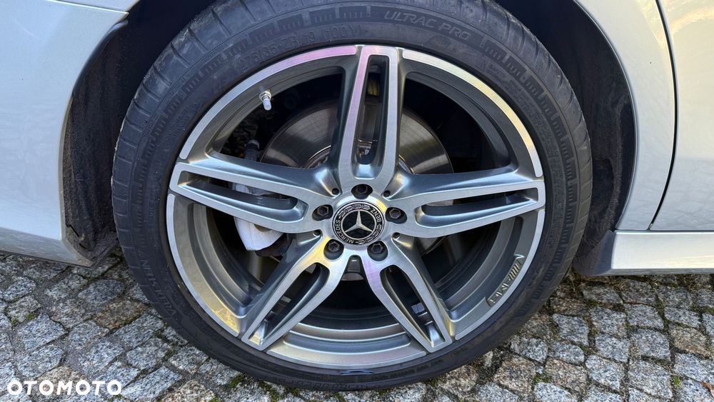 Mercedes-Benz Klasa E - 20