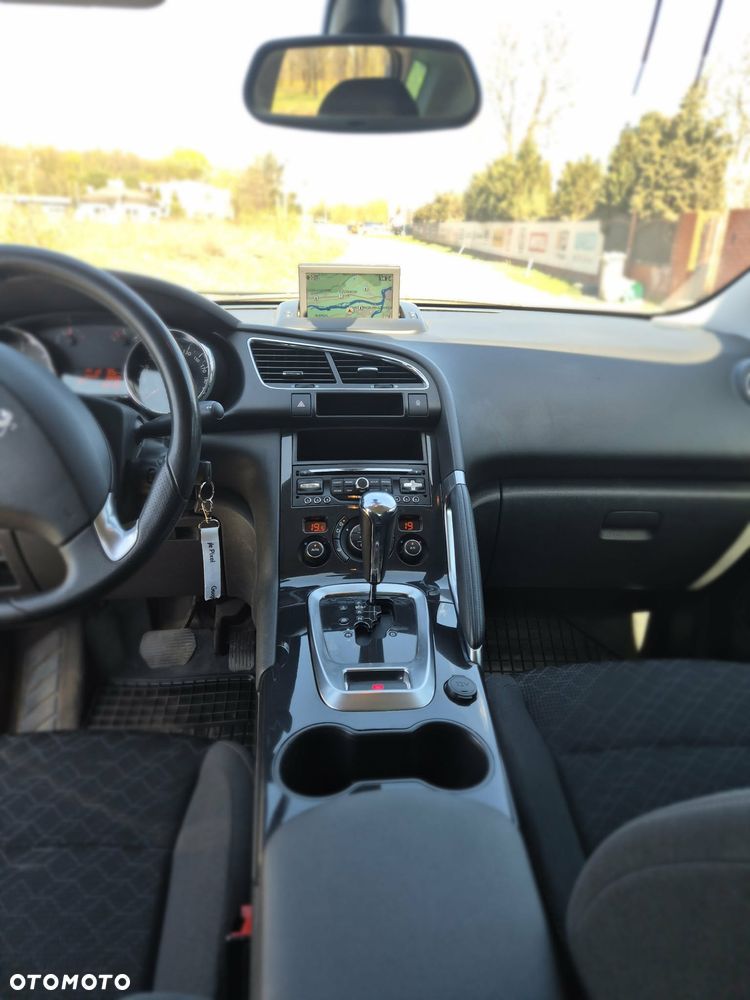 Peugeot 3008 - 17
