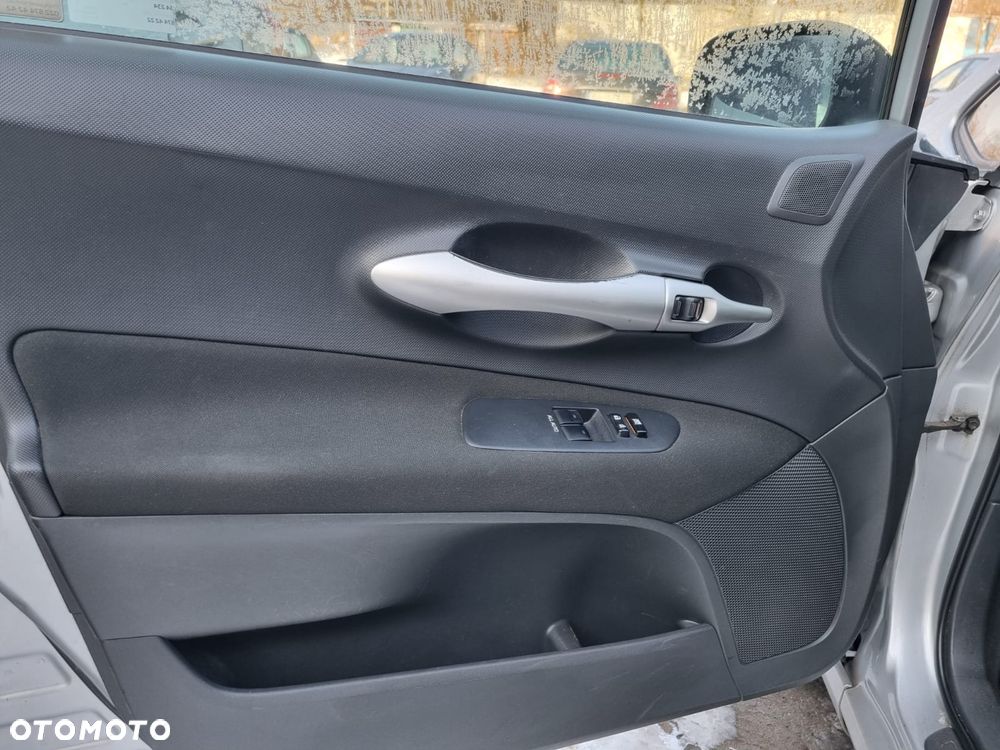 Toyota Auris 1.33 VVT-i Life Comfort - 14