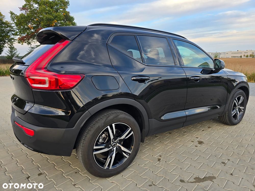 Volvo XC 40 B4 B DKG Plus Dark - 7