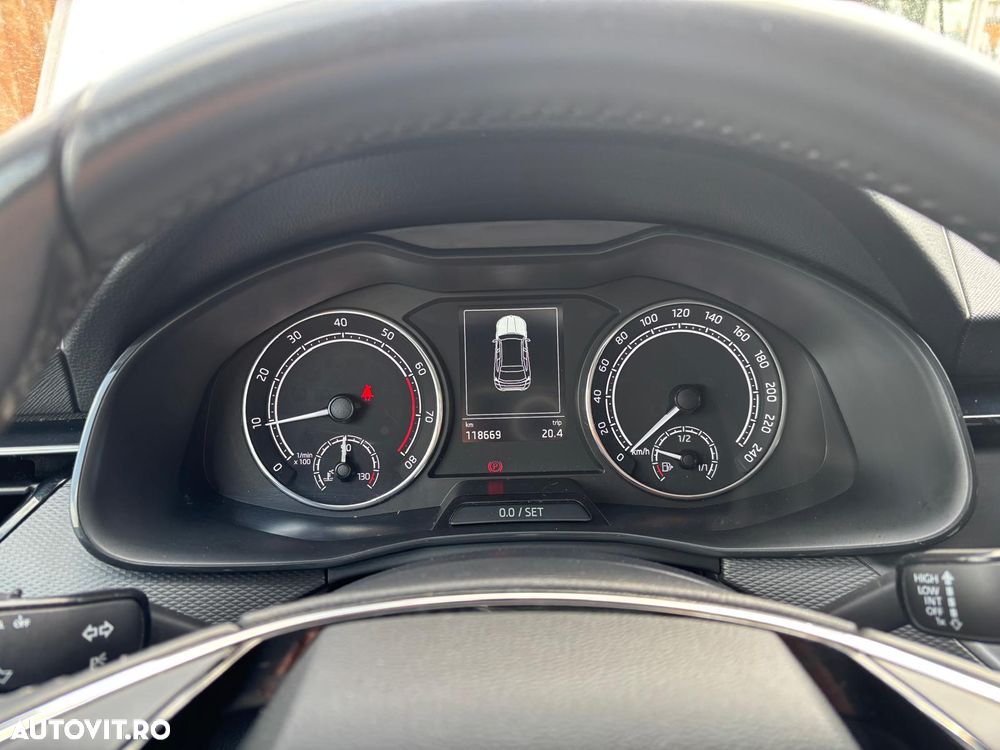 Skoda Kamiq 1.0 TSI Style - 17