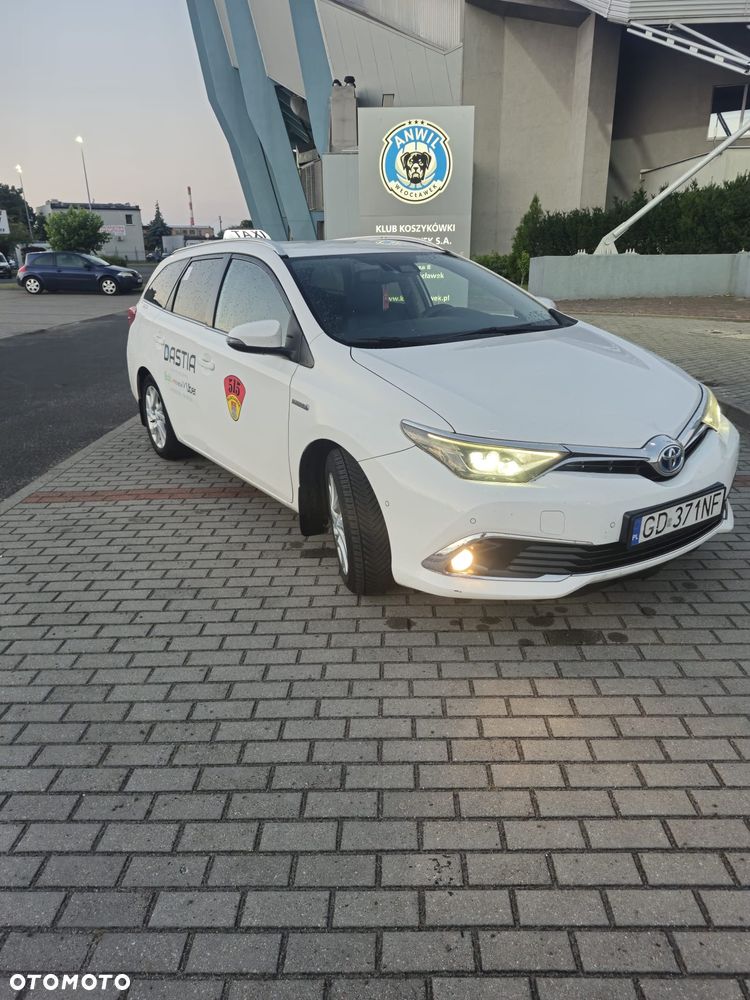 Toyota Auris Hybrid 135 Comfort - 1