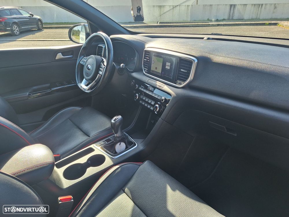 Kia Sportage - 16
