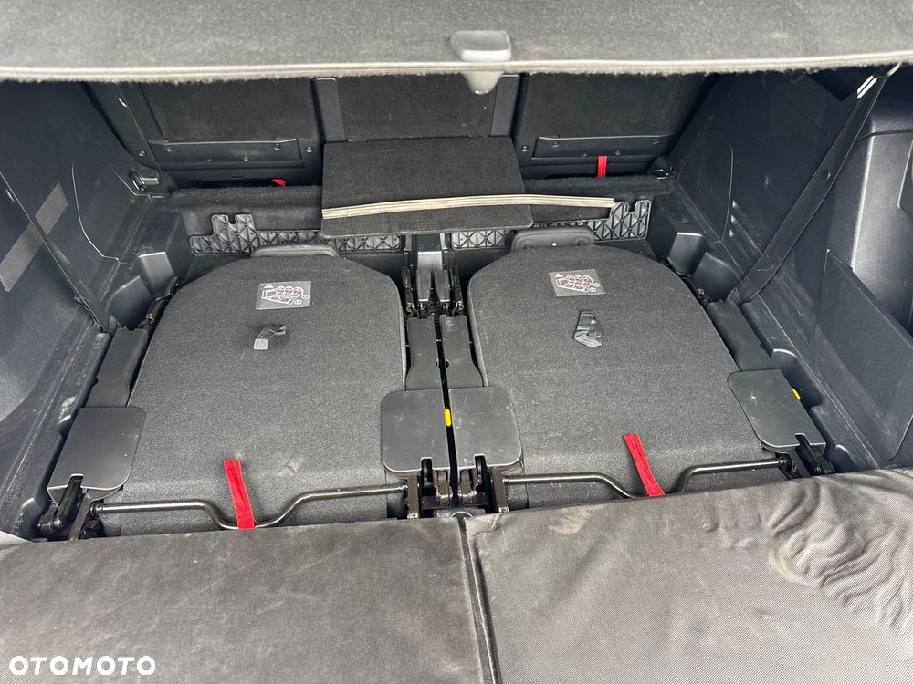 Peugeot 5008 1.6 THP Active S&S EAT6 - 30