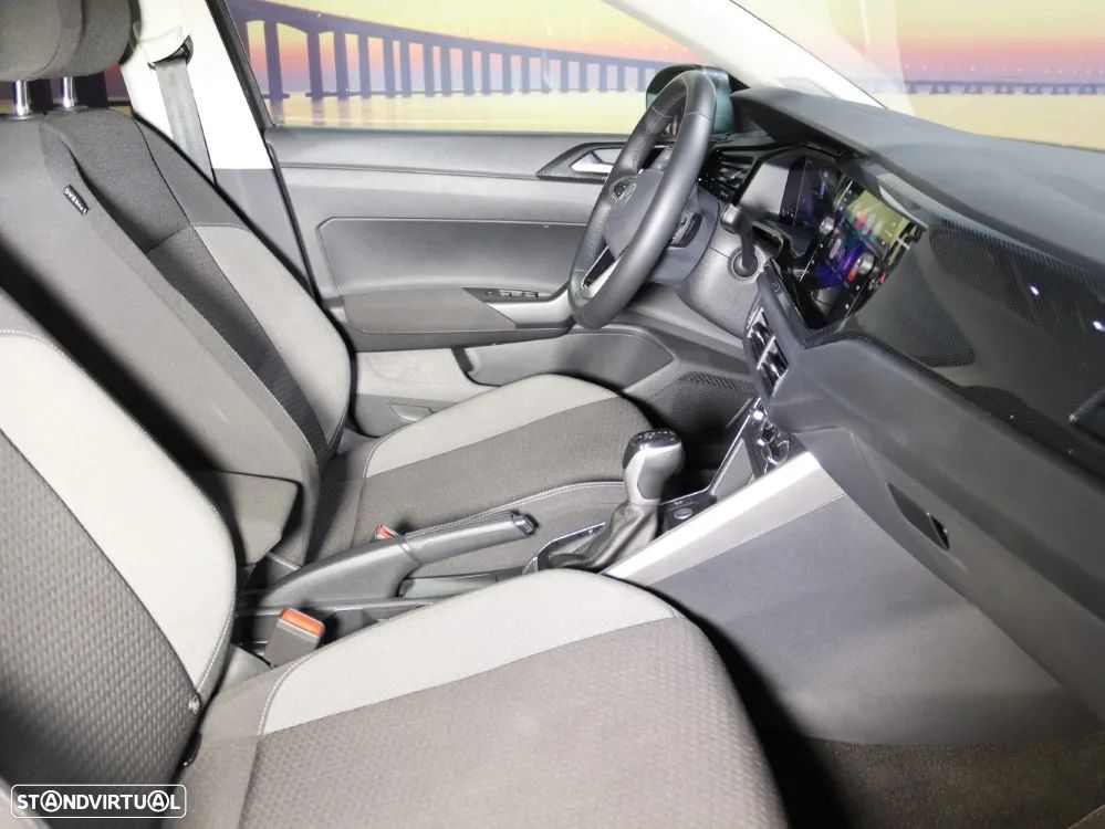 VW Taigo 1.0 TSI Urban DSG - 16