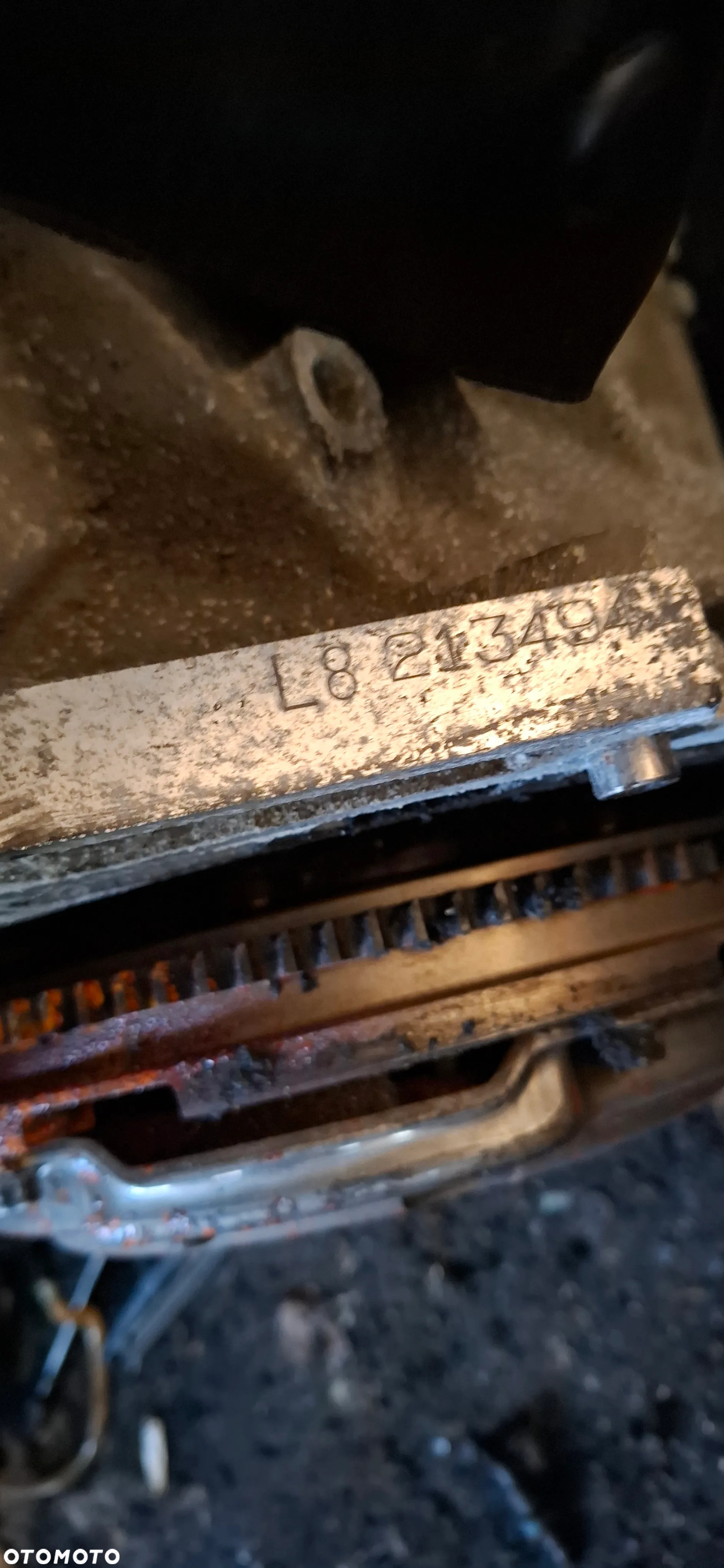 Silnik słupek  L8  MAZDA 6 1.8 16V - 2