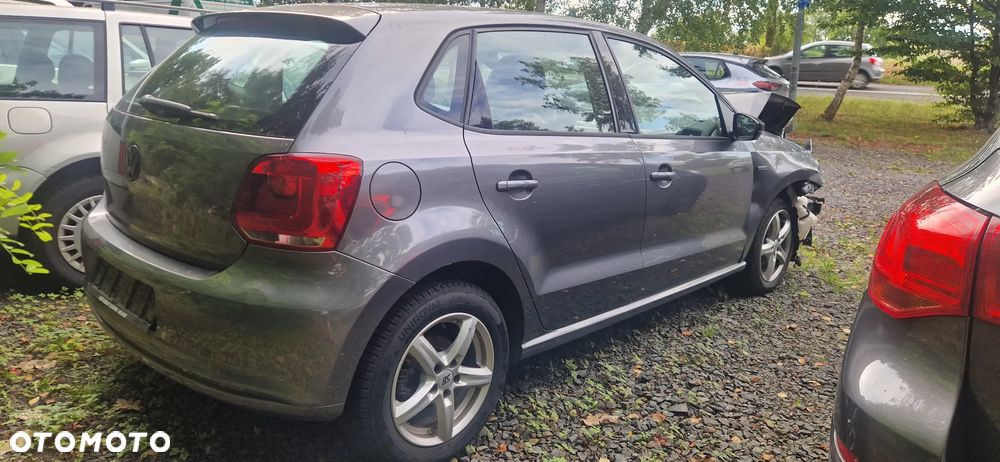 Volkswagen Polo - 2