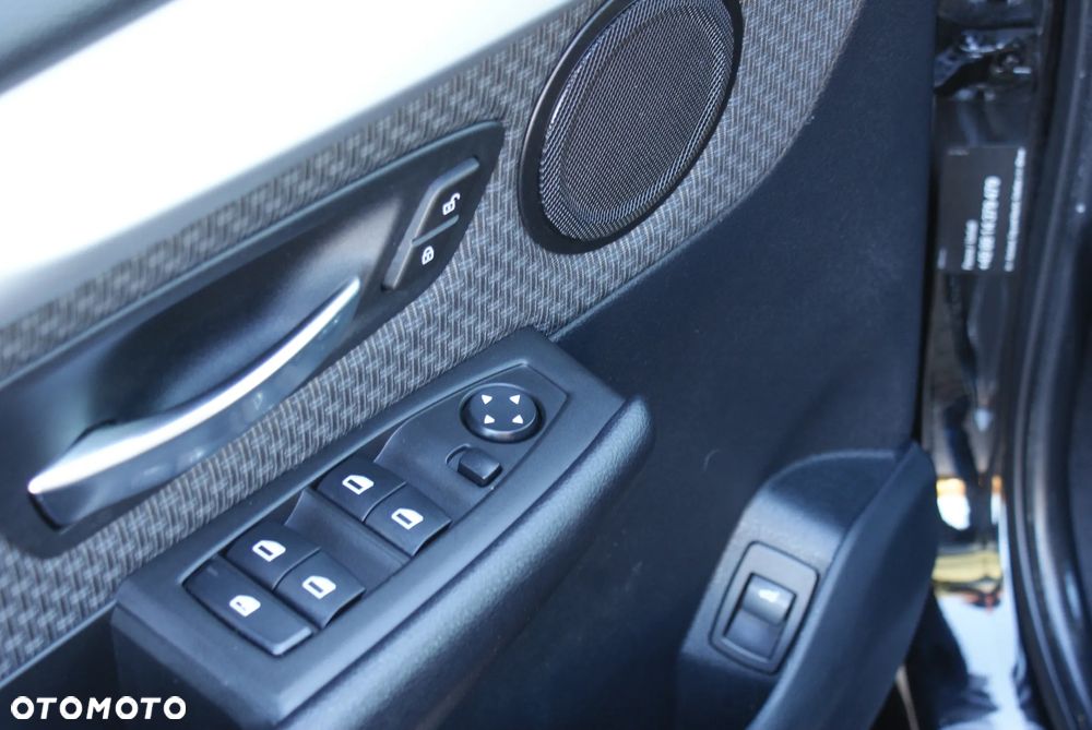 BMW Seria 2 218i Advantage - 4