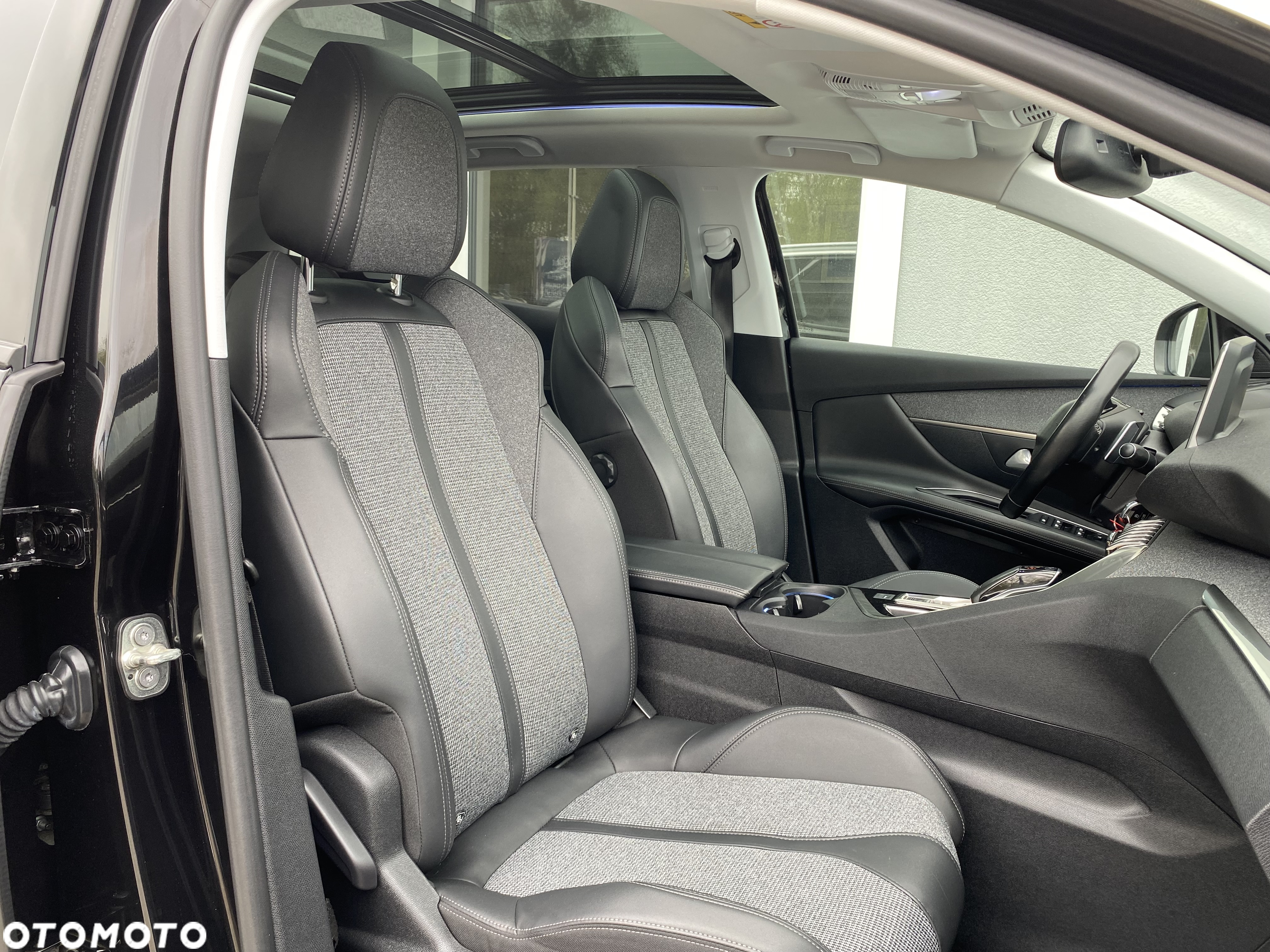Peugeot 3008 BlueHDi 130 Stop & Start EAT8 Active Pack - 8