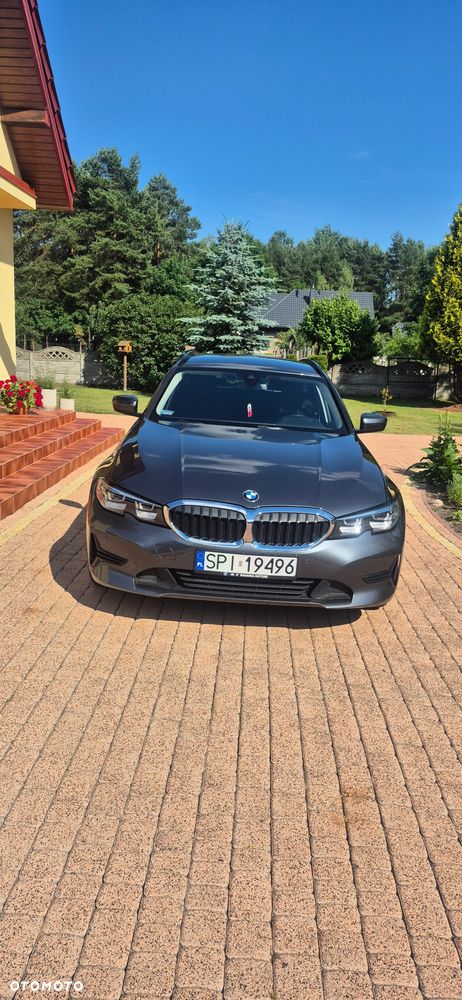 BMW Seria 3 320d mHEV - 5