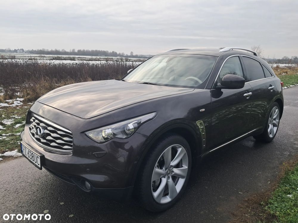 Infiniti FX - 18
