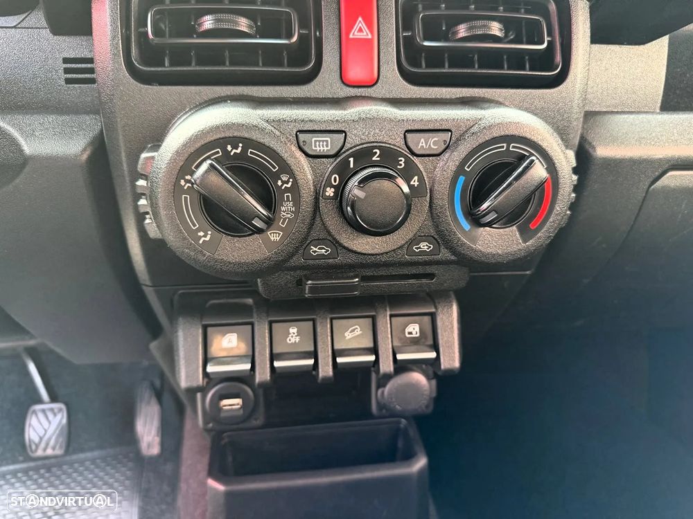 Suzuki Jimny 1.5L JLX - 10