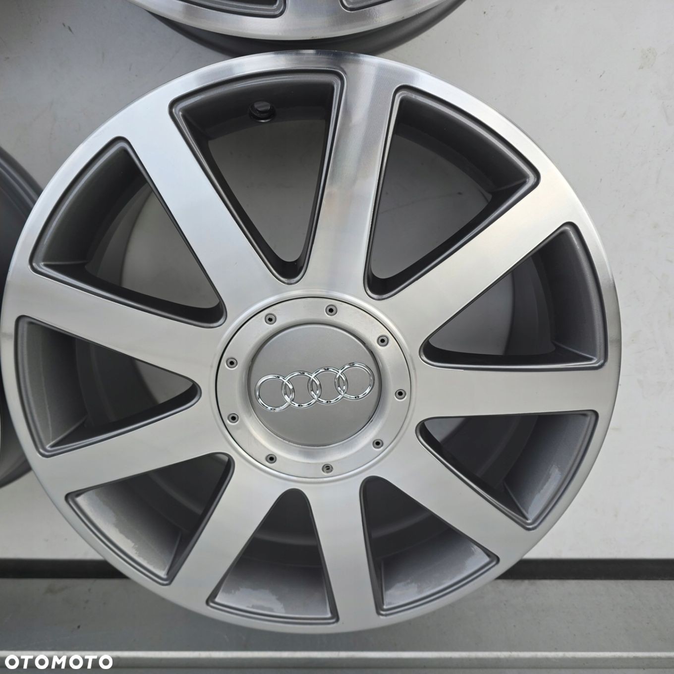 AUDI A4 B6 B7 A6 C5 C6 A3 Q3 5x112 17 ET43 4X - 5