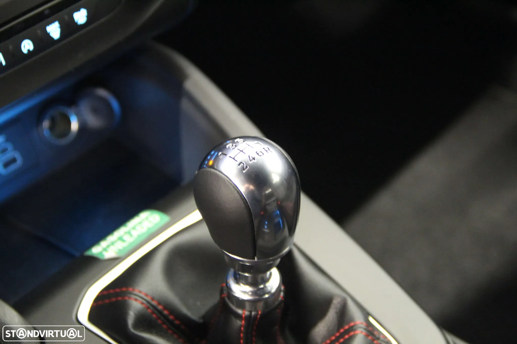 Ford Focus SW 1.0 EcoBoost MHEV ST-Line - 13