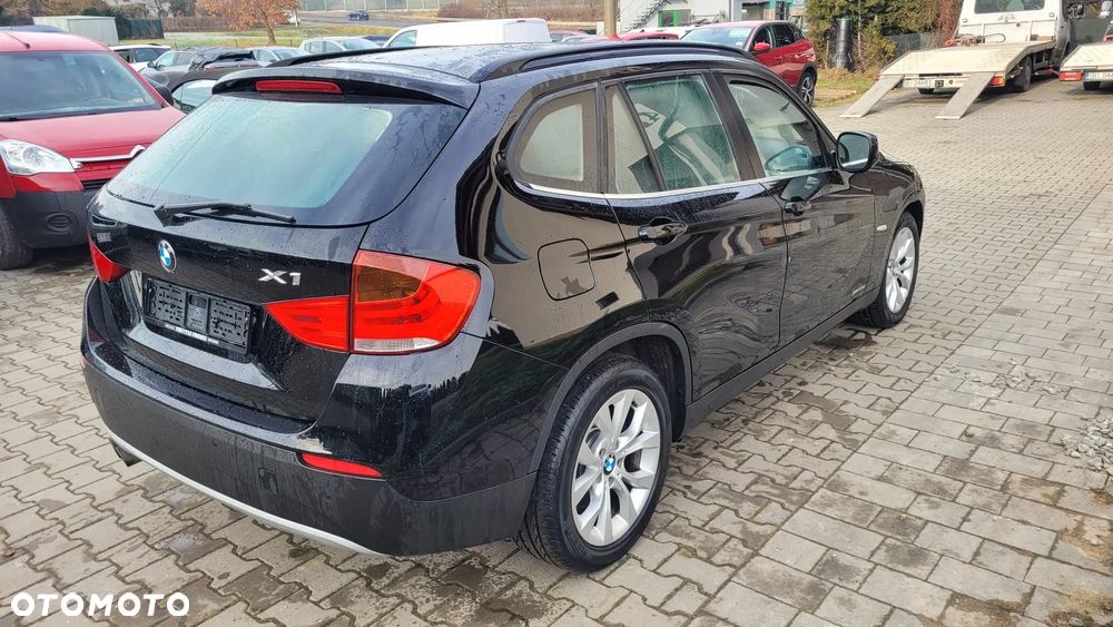 BMW X1 xDrive28i - 4