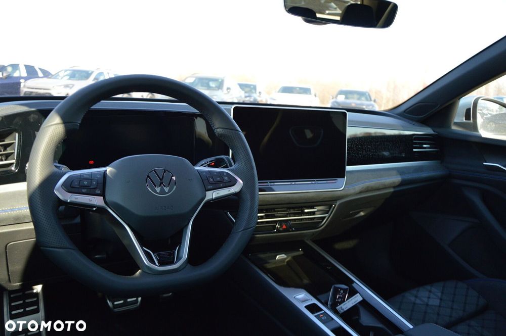 Volkswagen Passat - 10