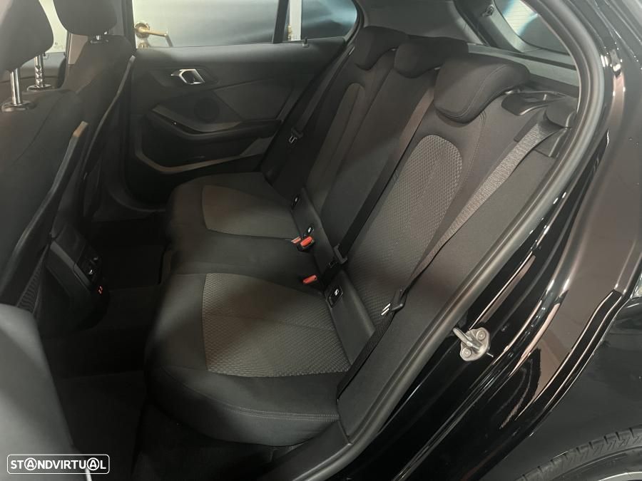 BMW 116 d Auto - 16
