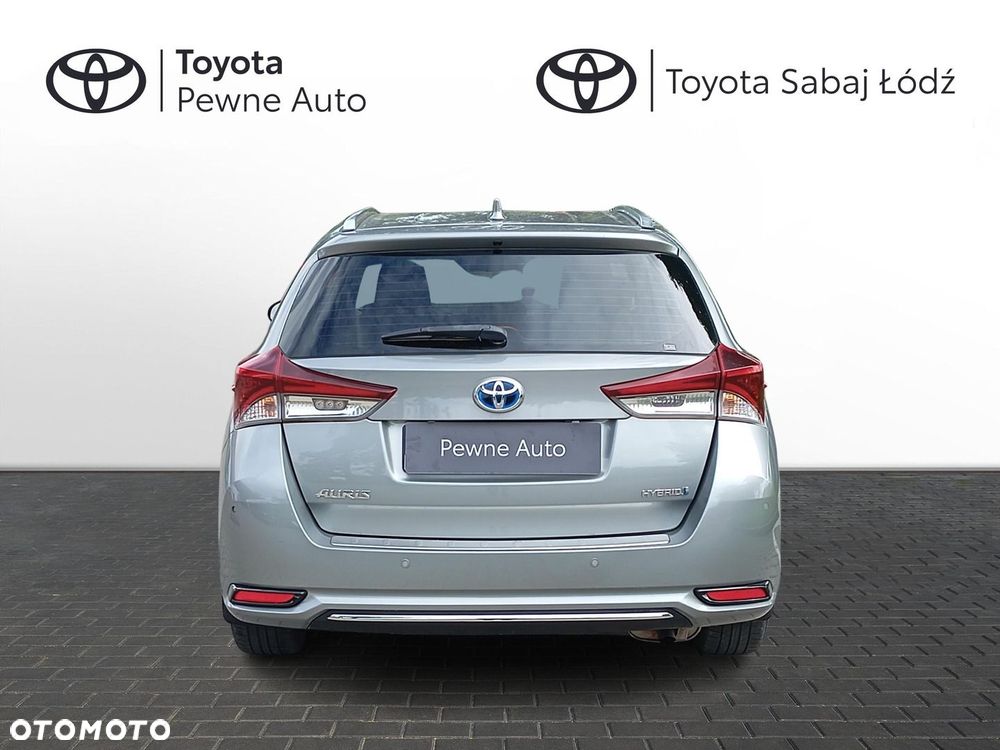 Toyota Auris Hybrid 135 Premium - 4