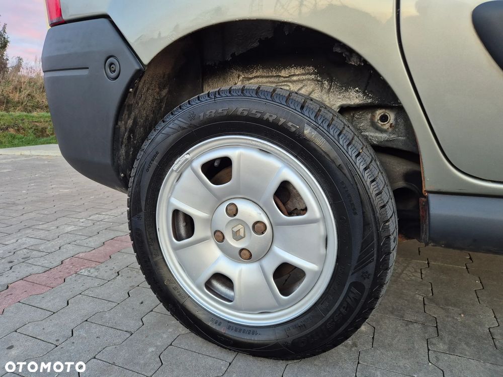 Renault Kangoo 4x4 1.6 16V Limited - 32