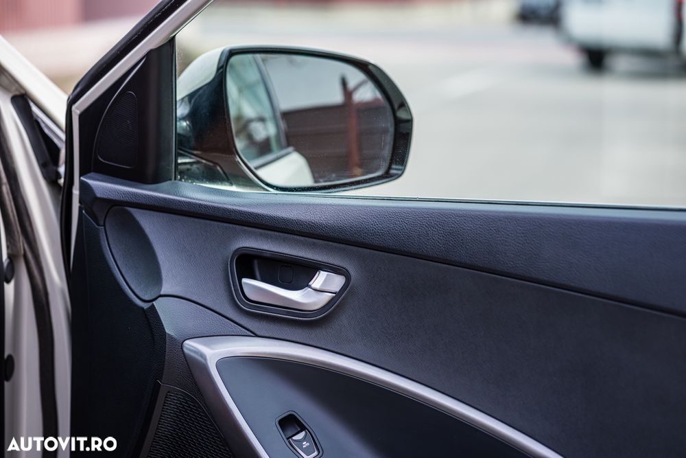 Hyundai Santa Fe 2.2 CRDi 4WD Automatik Premium - 30