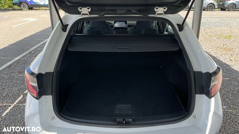 Toyota Corolla 1.8 HSD Dynamic - 19