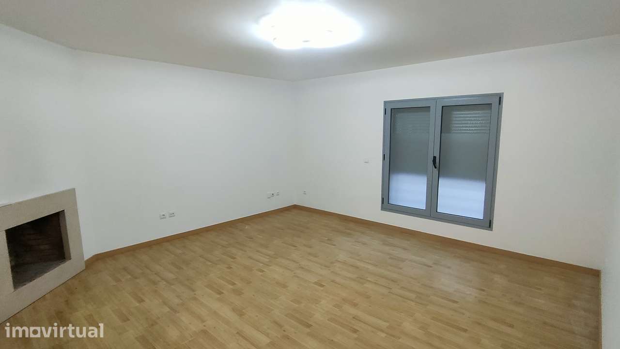 Apartamento T3 na Quinta da Alçada - Grande imagem: 3/16