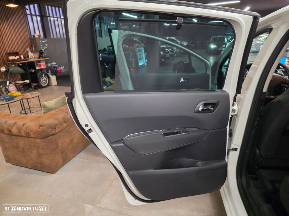 Peugeot 5008 e-HDI 115 ETG6 Stop&Start Active - 20