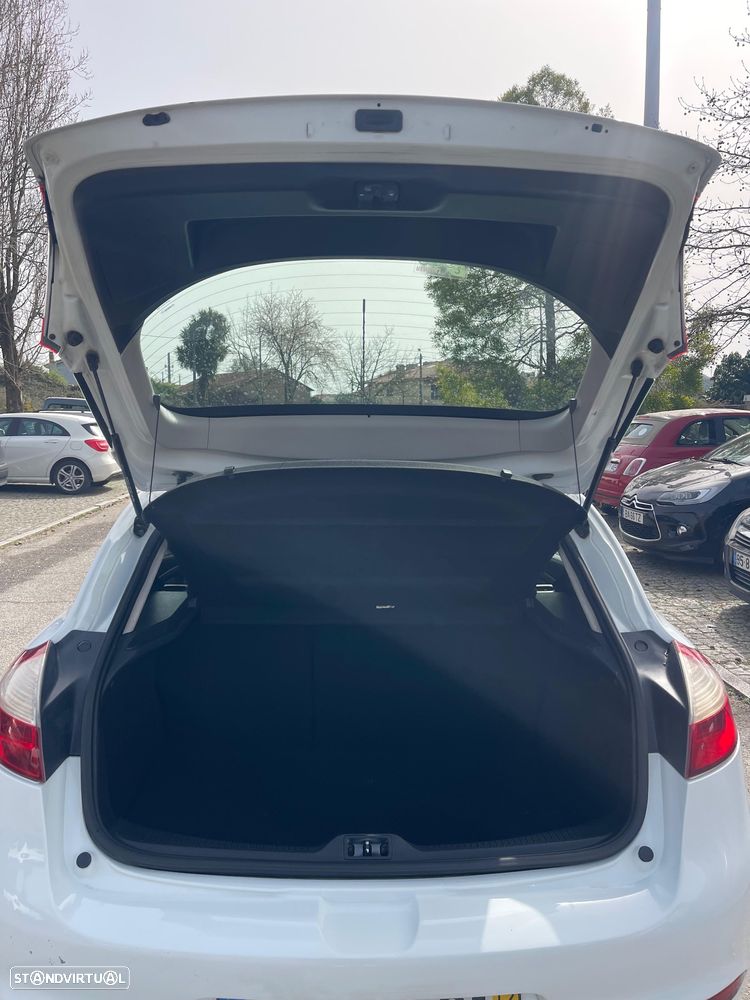 Renault Mégane - 10