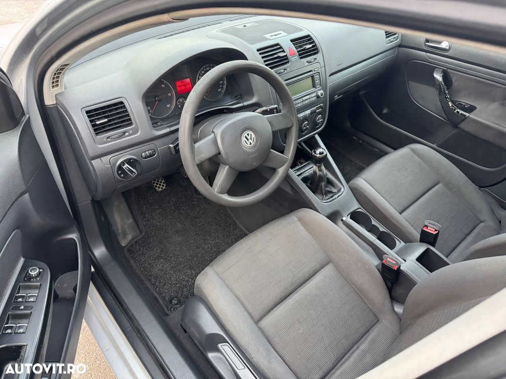 Volkswagen Golf 1.9 TDI Comfortline - 8