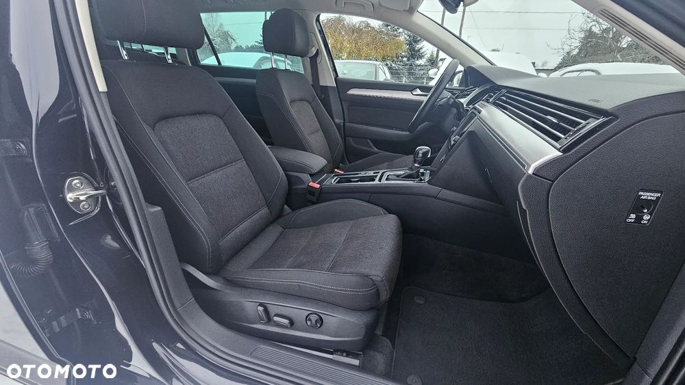 Volkswagen Passat Variant 2.0 TDI BMT Comfortline DSG - 17