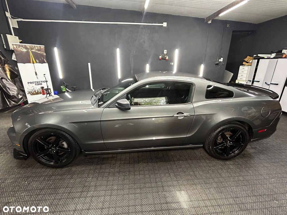 Ford Mustang 3.7 V6 - 8