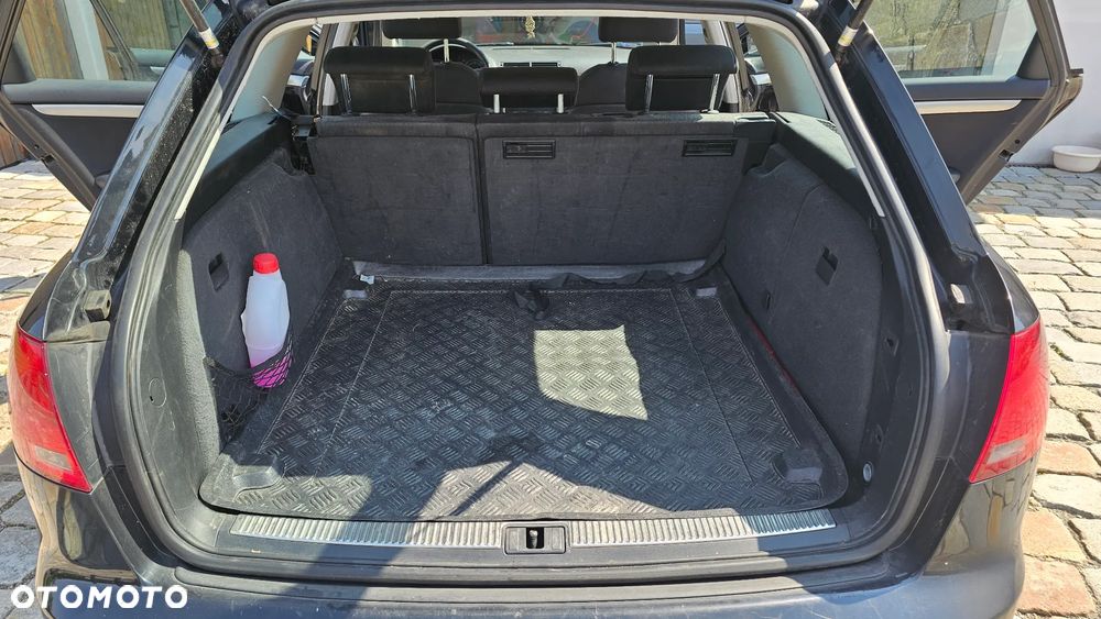 Audi A4 Avant - 14