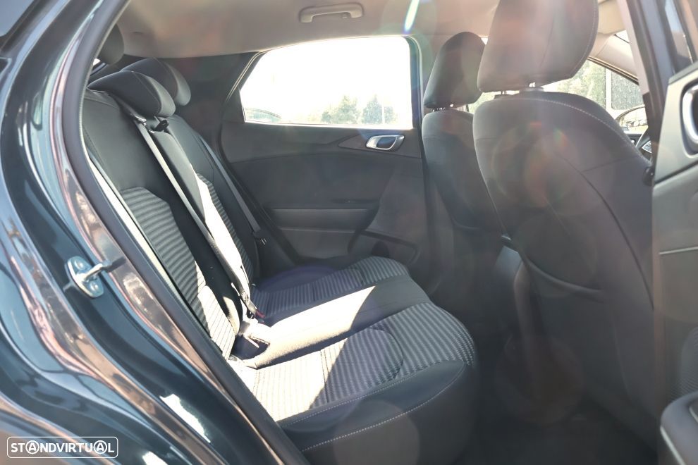 Kia XCeed 1.0 T-GDI Dynamic+ - 17