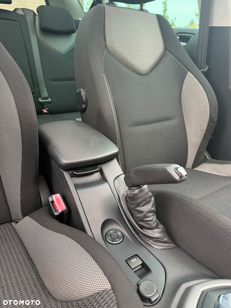 Peugeot 308 - 21