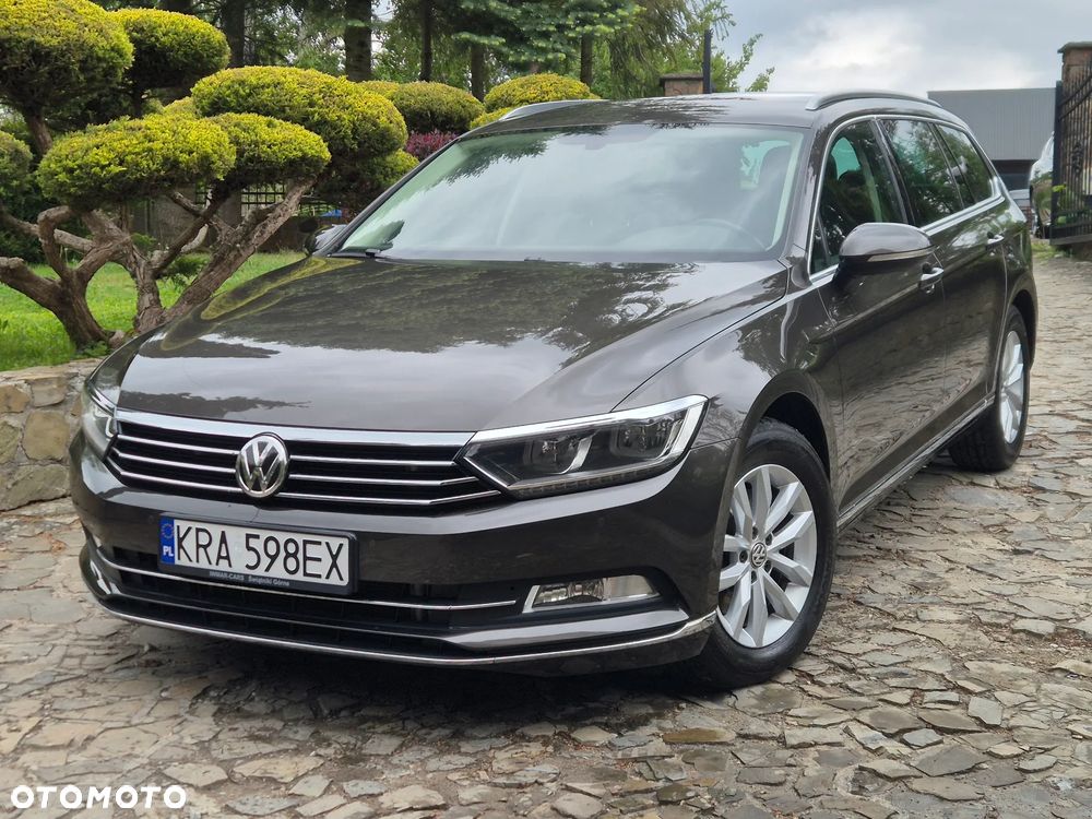 Volkswagen Passat 2.0 TDI SCR (BlueMotion Technology) DSG Highline - 1