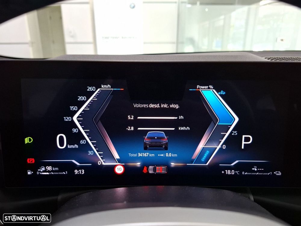 BMW 330 e Pack Desportivo M Auto — fotografia 16