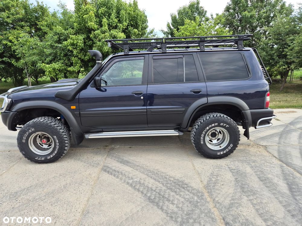 Nissan Patrol - 1