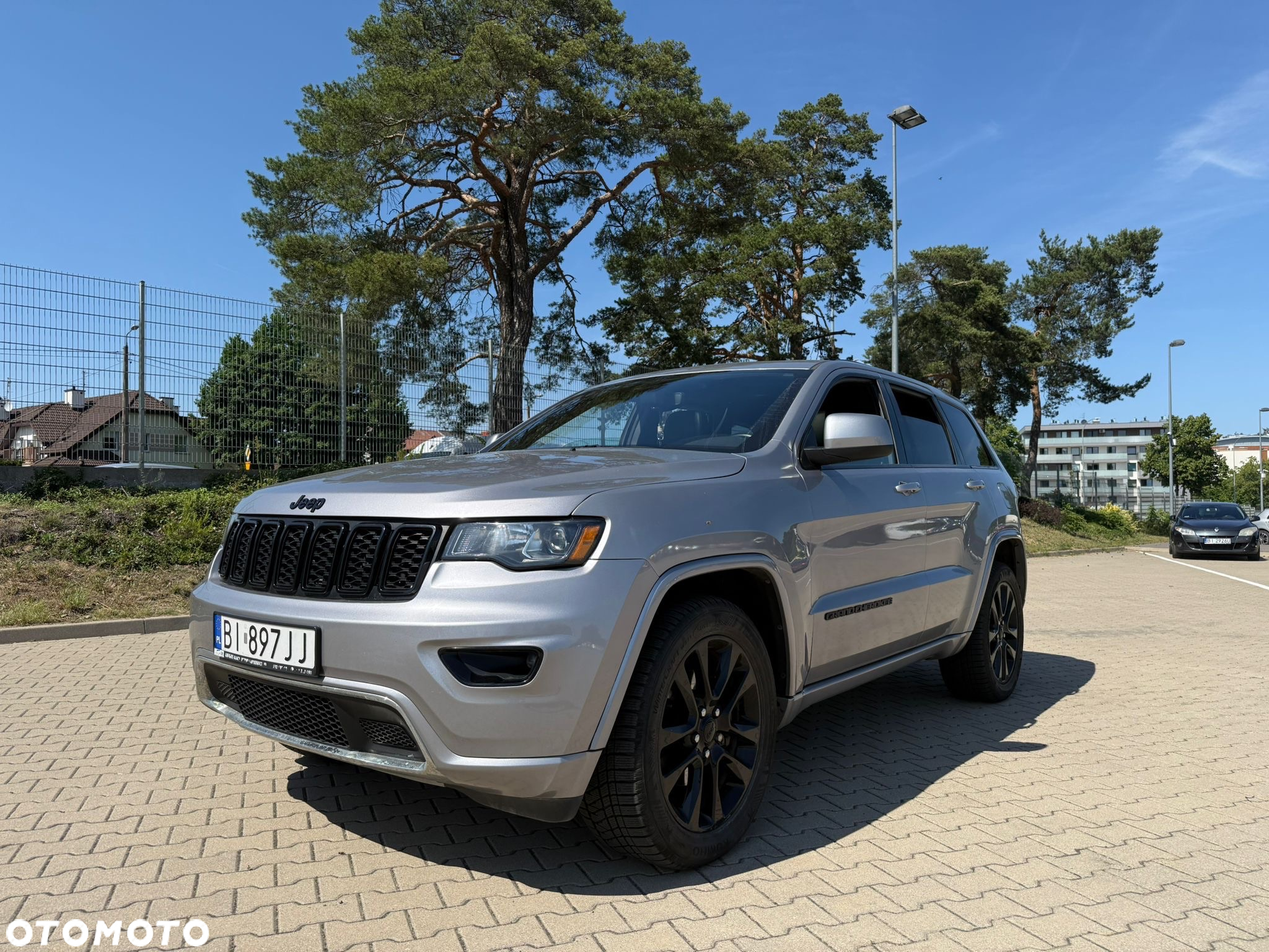Jeep Grand Cherokee - 4