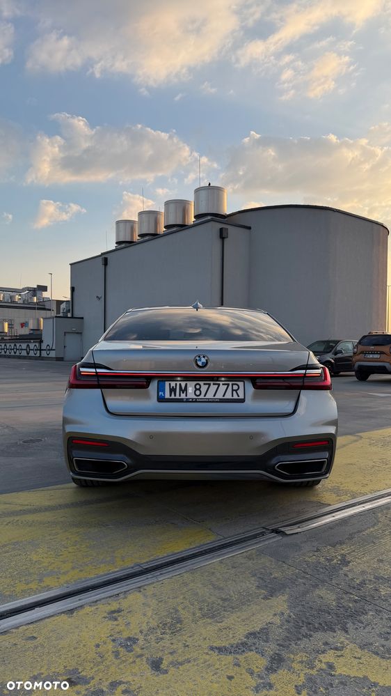 BMW Seria 7 740Li sport - 5