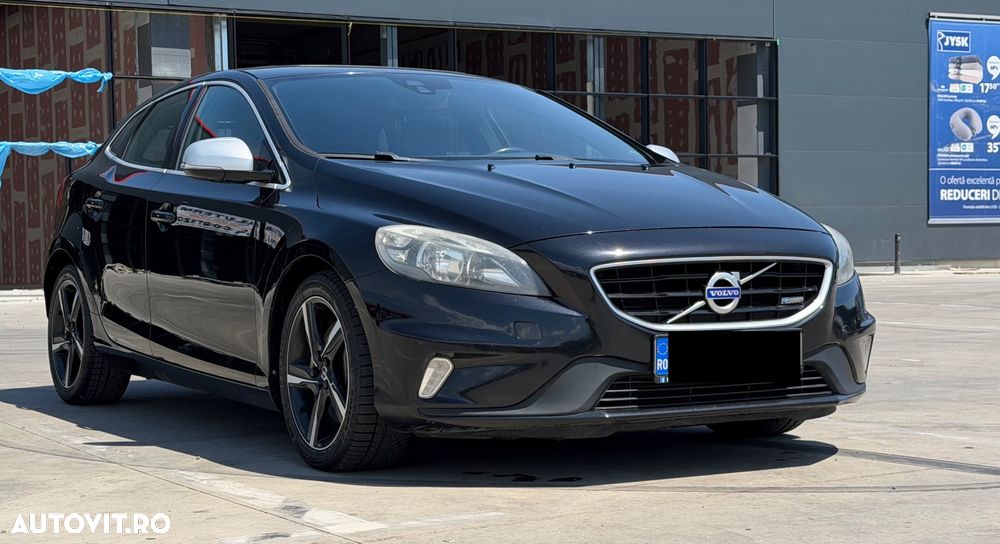 Volvo V40 D4 VEA R-Design - 1